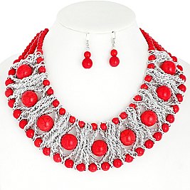 LOVELY FASHION PEARL NECKLACE AND EARRINGS SET