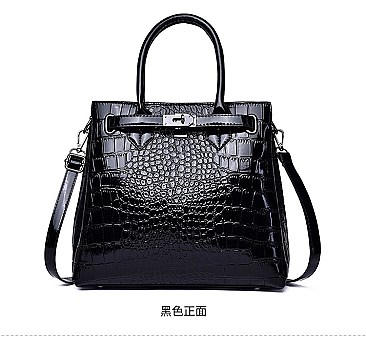PATENT CROCODILE CLASSIC PADLOCK SATCHEL