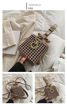 STYLISH PATTERNED BUCKET BAG IN A BOX