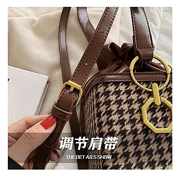 STYLISH PATTERNED BUCKET BAG IN A BOX