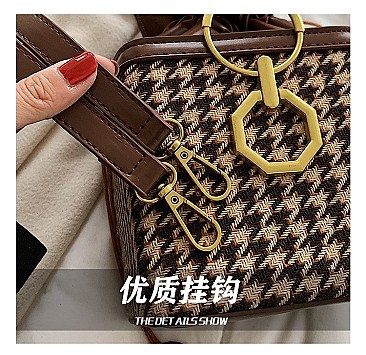 STYLISH PATTERNED BUCKET BAG IN A BOX