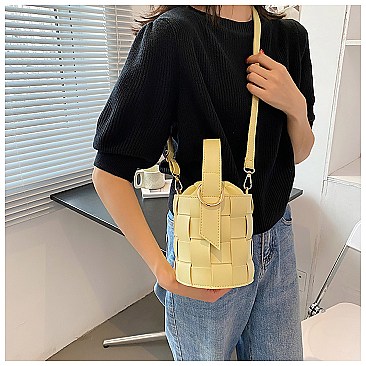 DRAWSTRING HANDMADE WOVEN BUCKET BAG