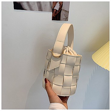 DRAWSTRING HANDMADE WOVEN BUCKET BAG