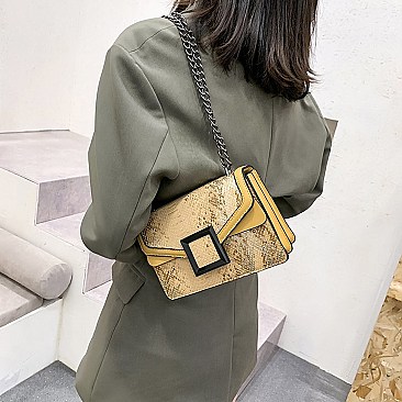 BUCKLED & CHAIN HANDLE SHOULDER SATCHEL BAG