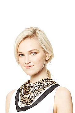 FASHIONABLE LEOPARD PRINT SQUARE SCARF BANDANA
