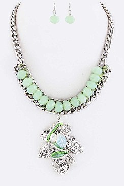 Metal Leaf Charm Collar Necklace Set