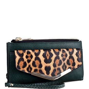 VERSATILE LEOPARD PRINT WRISTLET/WALLET