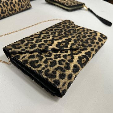 envelope clutch