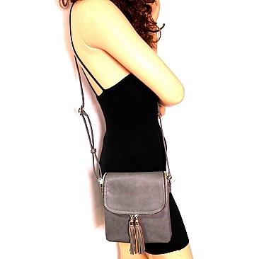 MULTI COMPARTMENT TASSEL ACCENT CROSS BODY BAG