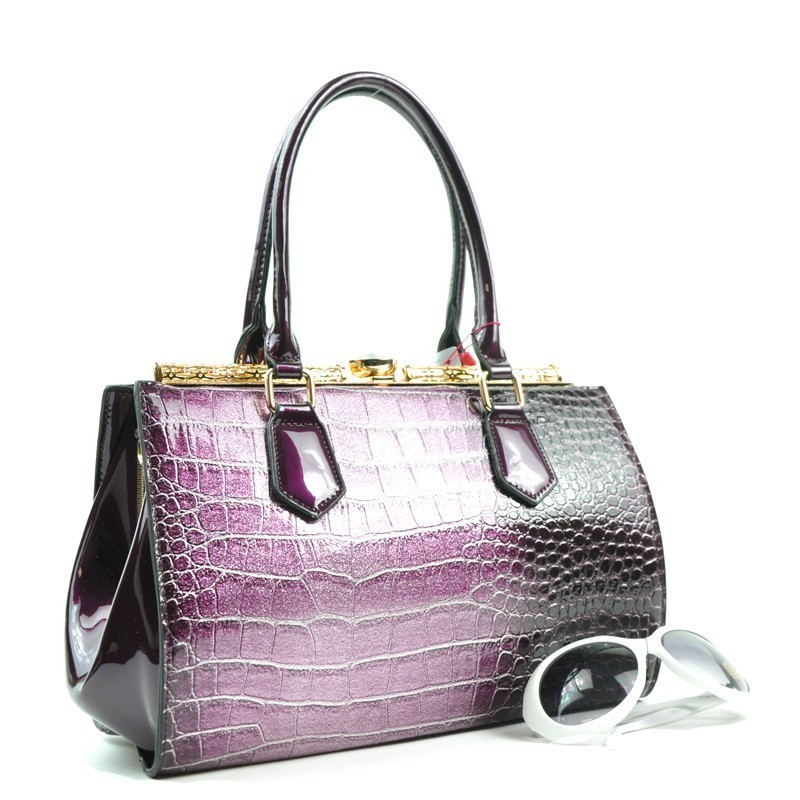 WHOLESALE CROCODILE LIKE BACKPACK > Boutique Handbags > Mezon Handbags