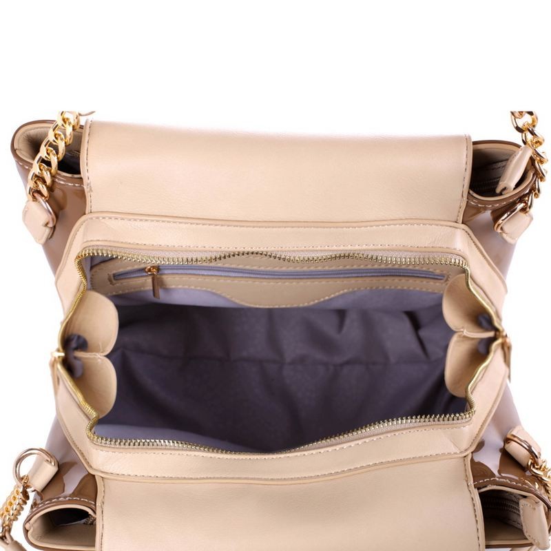 purses with compartments