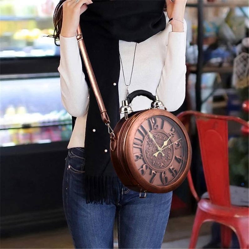 Vintage Clock Rectangle Shoulder Bag in Vinyl Material – www.comecoinc.com