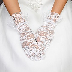 FASHIONABLE LACE GLOVES