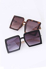 Pack of 12 Iconic Chain Temple Square Sunglsses Set