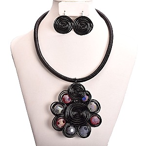 FLOWER BEADED DOT WIRE NECKLACE SET