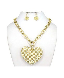 HEART PEARL BEAD NECKLACE SET - CELEBRITY STYLE