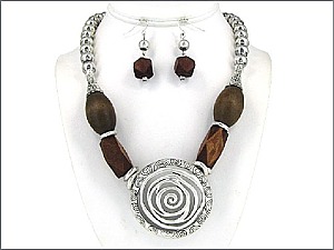 OS02298SB Fashion Wood Necklace with earrings