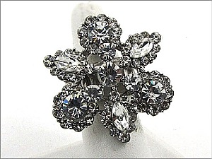 OR0344RDCRY Flower with Stones Ring