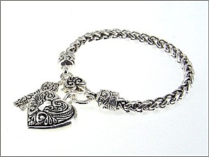 B9229L ATS Heart & Key Textured Bracelet