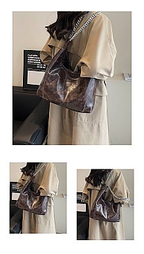 Multi-Compartment Chain Hobo Bag