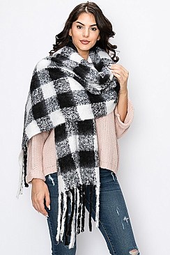 Stylish Plaid Pattern Scarf
