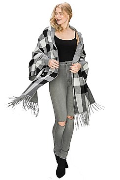 FANCY PLAID PATTERN TASSEL PONCHO