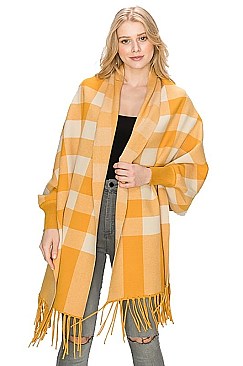 FANCY PLAID PATTERN TASSEL PONCHO