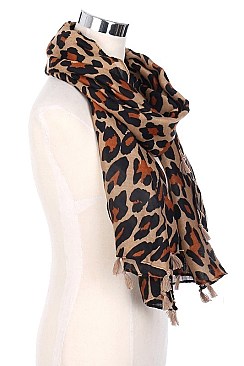 LEOPARD PRINT TASSEL ACCENT SCARF
