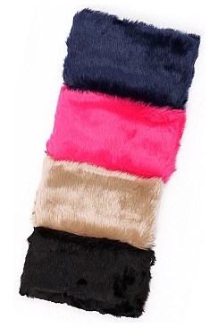 Pack of (12 pieces) FAUX FUR CUDDLE CLUTCH FM-MBG0072C