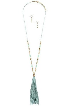 LEATHER TASSEL BEAD NECKLACE SET