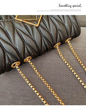 Quilted - Chevron Chain Shoulder Bag
