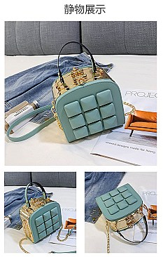 3D Geometric Design Metal Frame Satchel