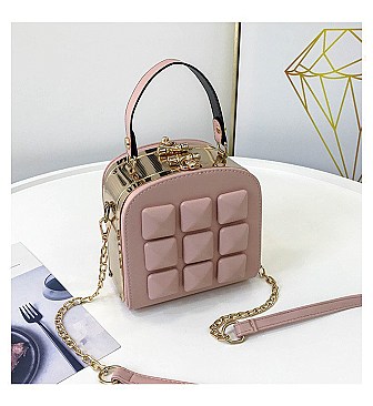 3D Geometric Design Metal Frame Satchel