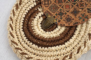 Circled Pattern Straw Round Crossbody Bag