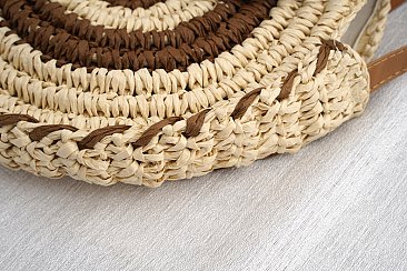 Circled Pattern Straw Round Crossbody Bag