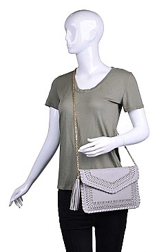 CHIC DAISY CLUTCH BAG