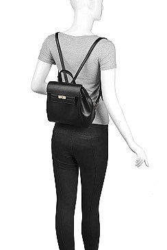 CHIC PLAIN BACKPACK