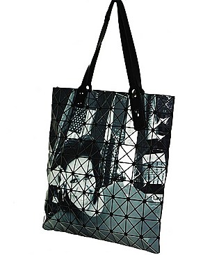 STYLISH FASHION MAGAZINE PRINT FAUX PATENT LEATHER HANDBAG JP28-PB7601 BK