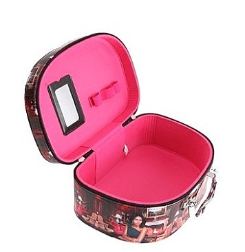 3 IN 1 MICHELLE OBAMA COSMETIC CASE