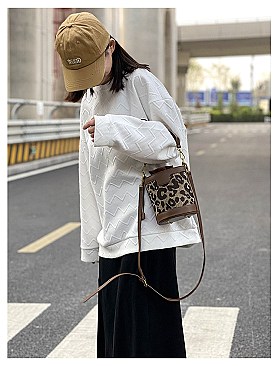 FASHIONABLE PATTERNED BUCKET CROSS BODY BAG