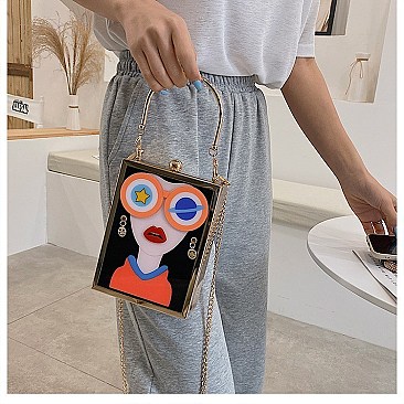 ANIMATED 3D LADY STATEMENT BOXY BAG