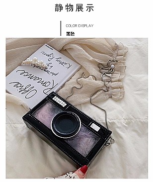 BOXY CAMERA CLUTCH BAG