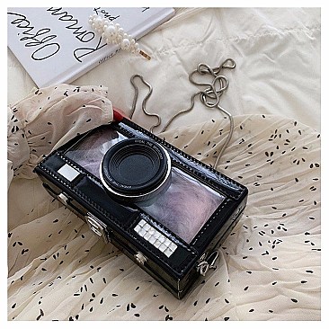 BOXY CAMERA CLUTCH BAG