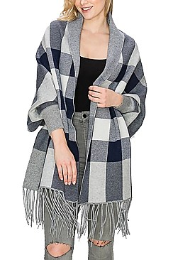 FANCY PLAID PATTERN TASSEL PONCHO