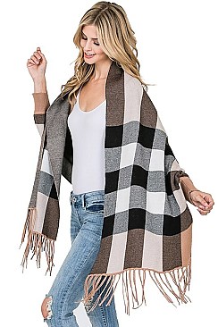 FANCY PLAID PATTERN TASSEL PONCHO