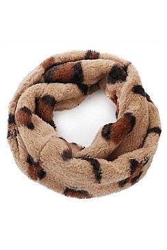 COMFY SOFT LEOPARD PRINT FUR INFINITY SCARF
