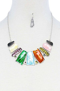 STYLISH MULTI PENDANT CHUNKY NECKLACE AND EARRING SET
