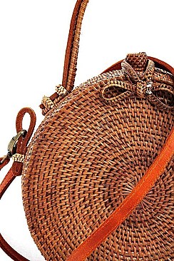 ROUND NATURAL FIBER WOVEN CROSSBODY BAG