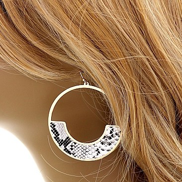 SNAKE PRINT HOOP EARRING