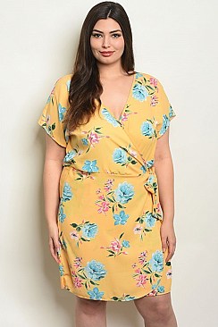 Plus Size Short Sleeve V-neck Floral Wrap Dress - Pack of 6 Pieces